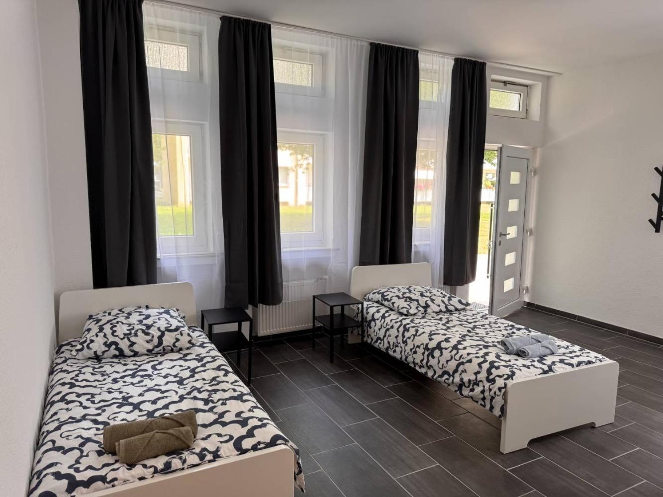 Cozy Apartment In Leverkusen Buitenkant foto
