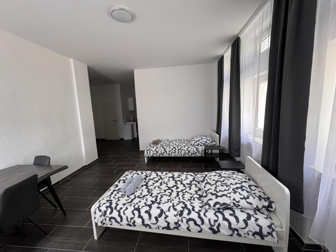 Cozy Apartment In Leverkusen Buitenkant foto