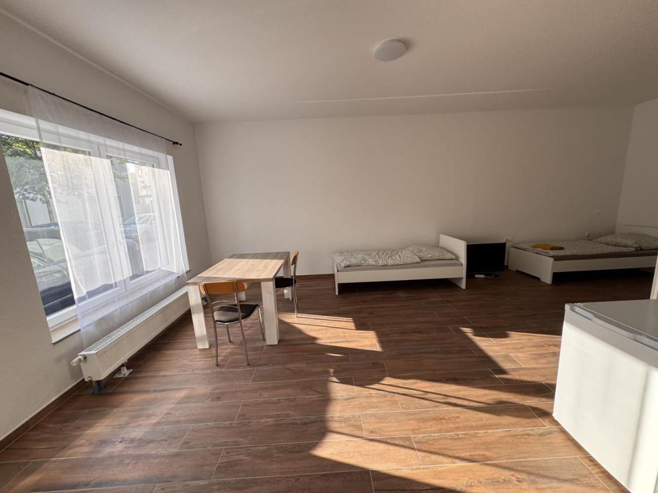 Cozy Apartment In Leverkusen Buitenkant foto