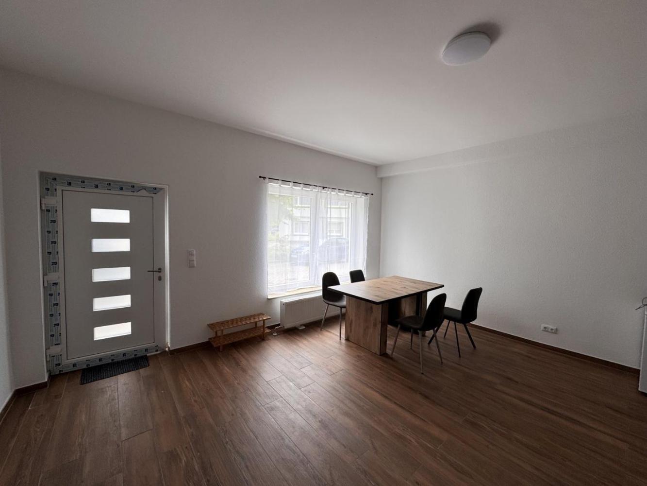 Cozy Apartment In Leverkusen Buitenkant foto