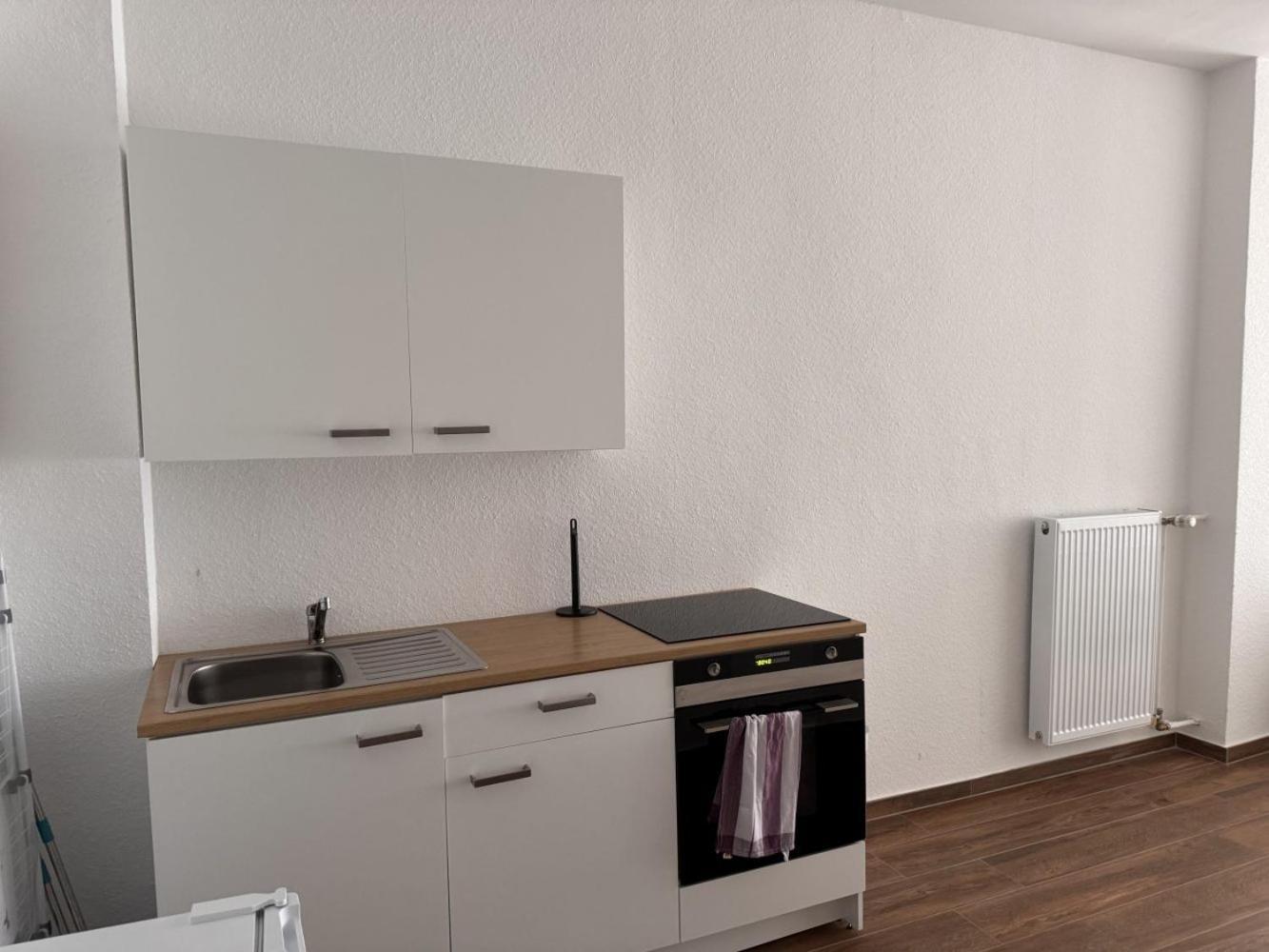 Cozy Apartment In Leverkusen Buitenkant foto