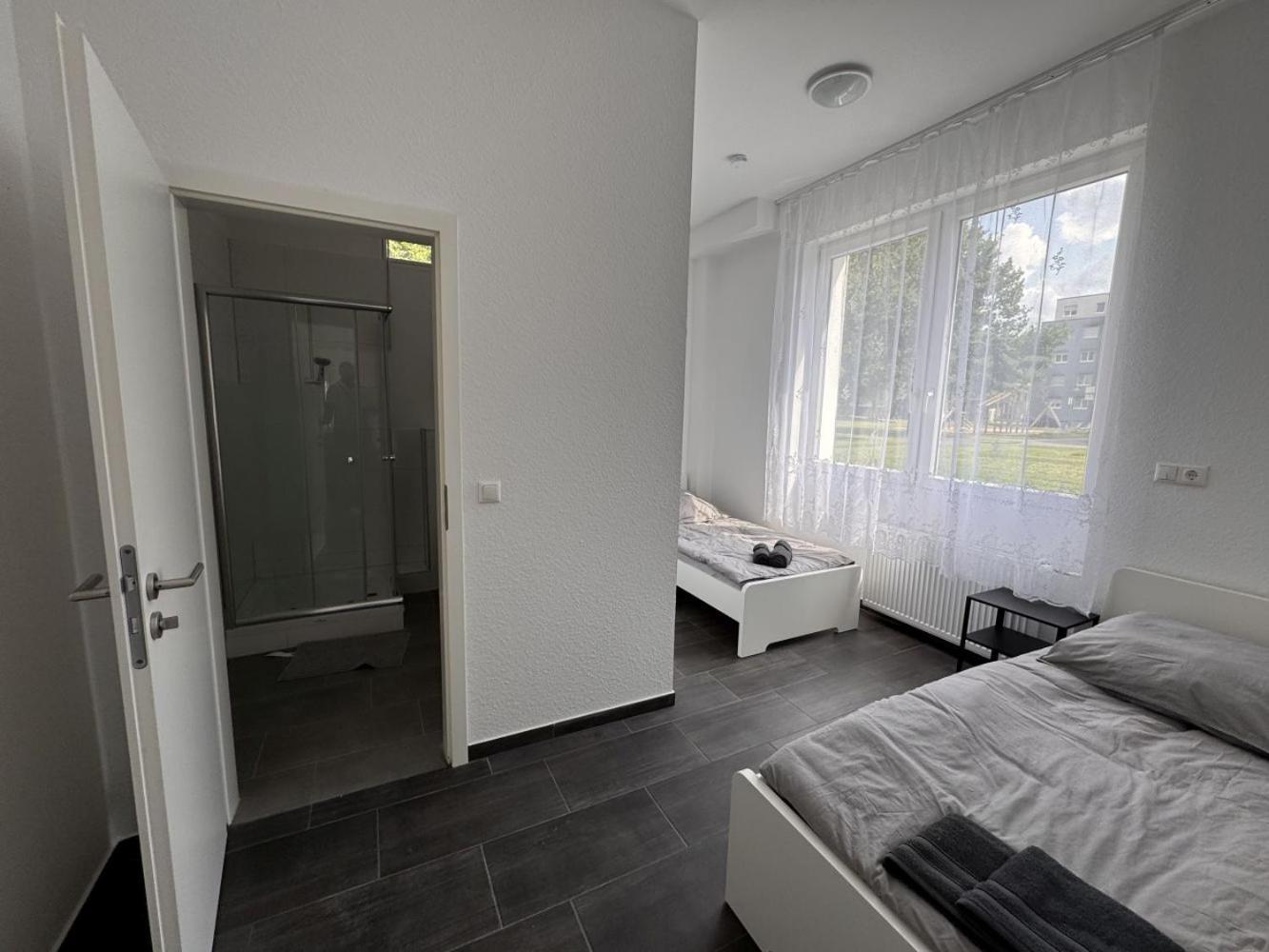 Cozy Apartment In Leverkusen Buitenkant foto