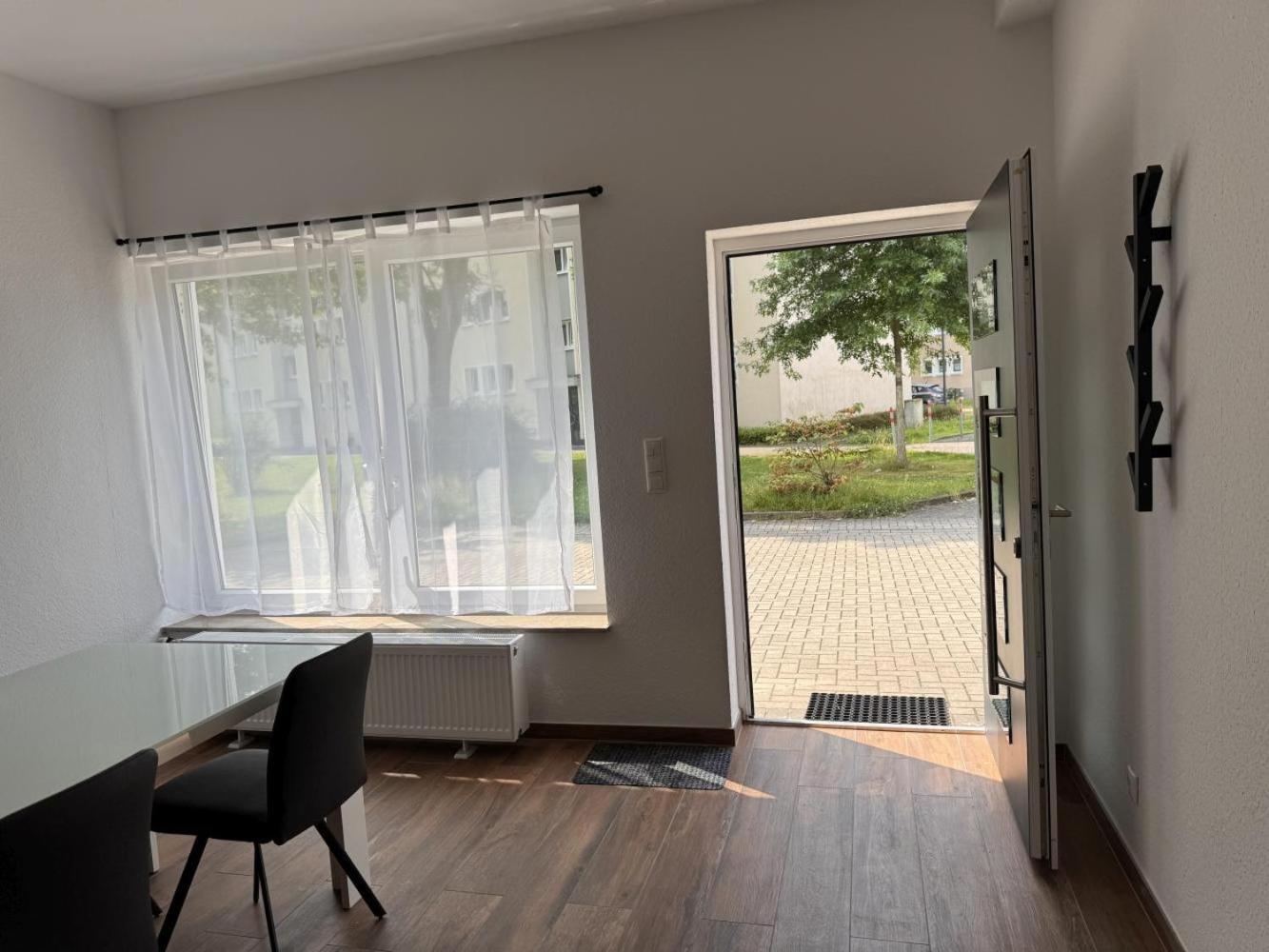 Cozy Apartment In Leverkusen Buitenkant foto