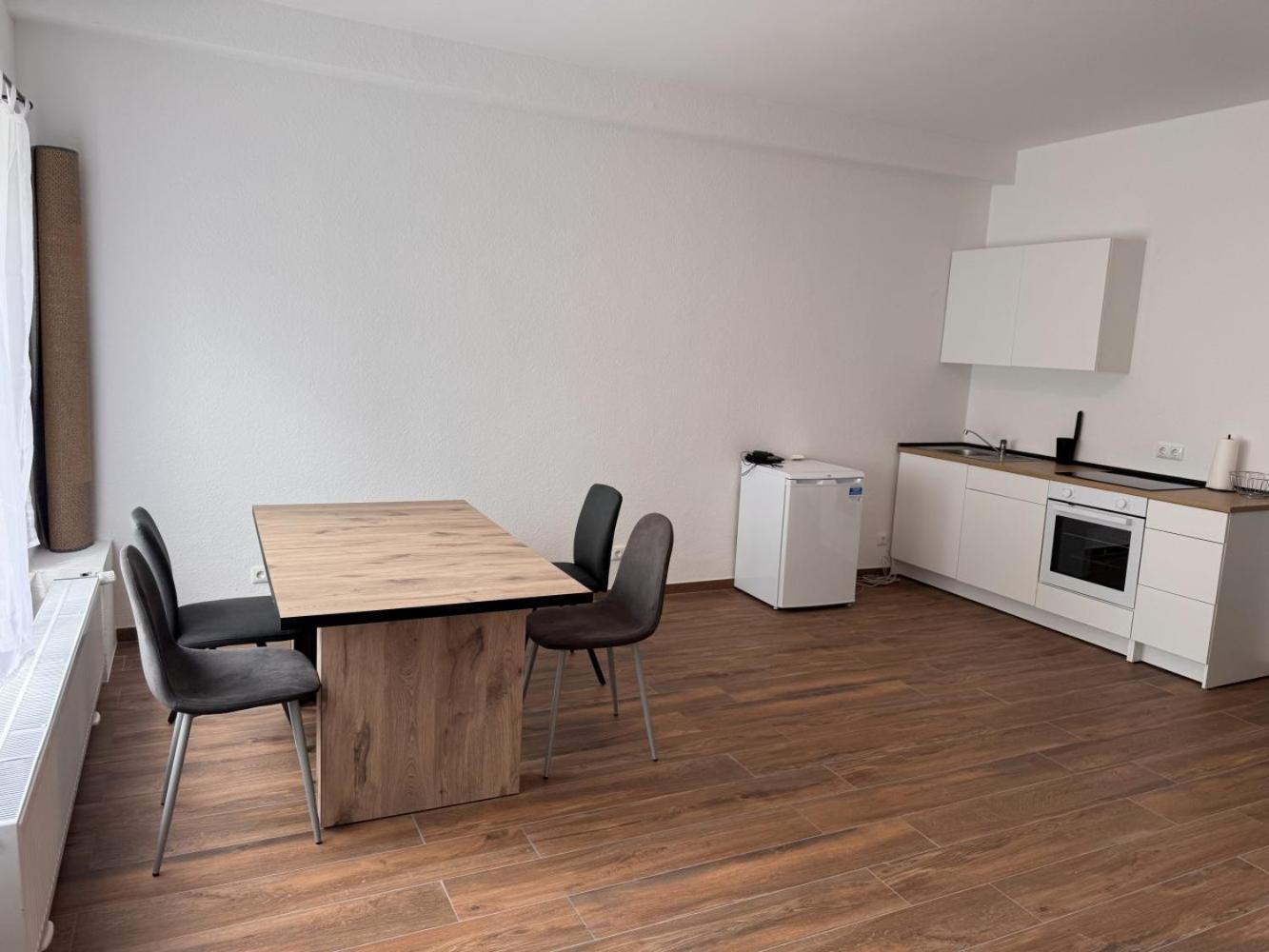 Cozy Apartment In Leverkusen Buitenkant foto