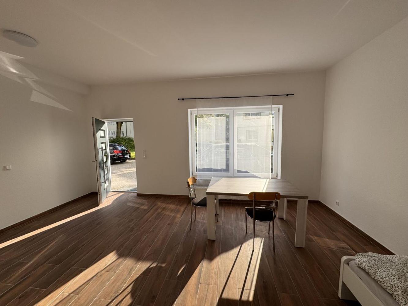 Cozy Apartment In Leverkusen Buitenkant foto