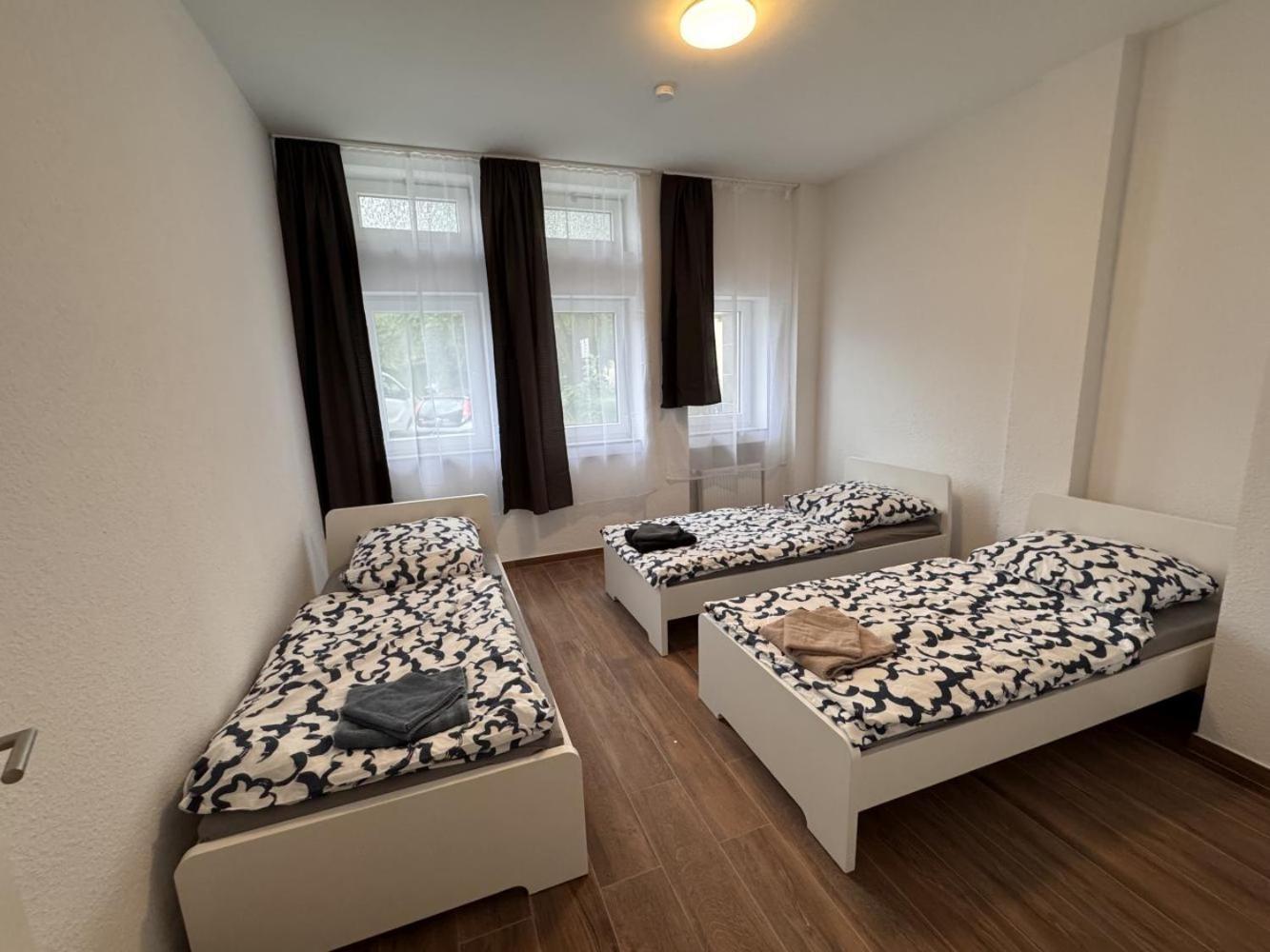 Cozy Apartment In Leverkusen Buitenkant foto