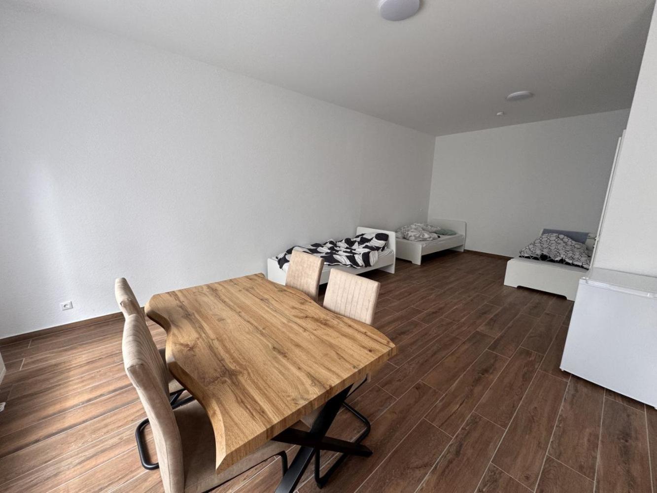 Cozy Apartment In Leverkusen Buitenkant foto