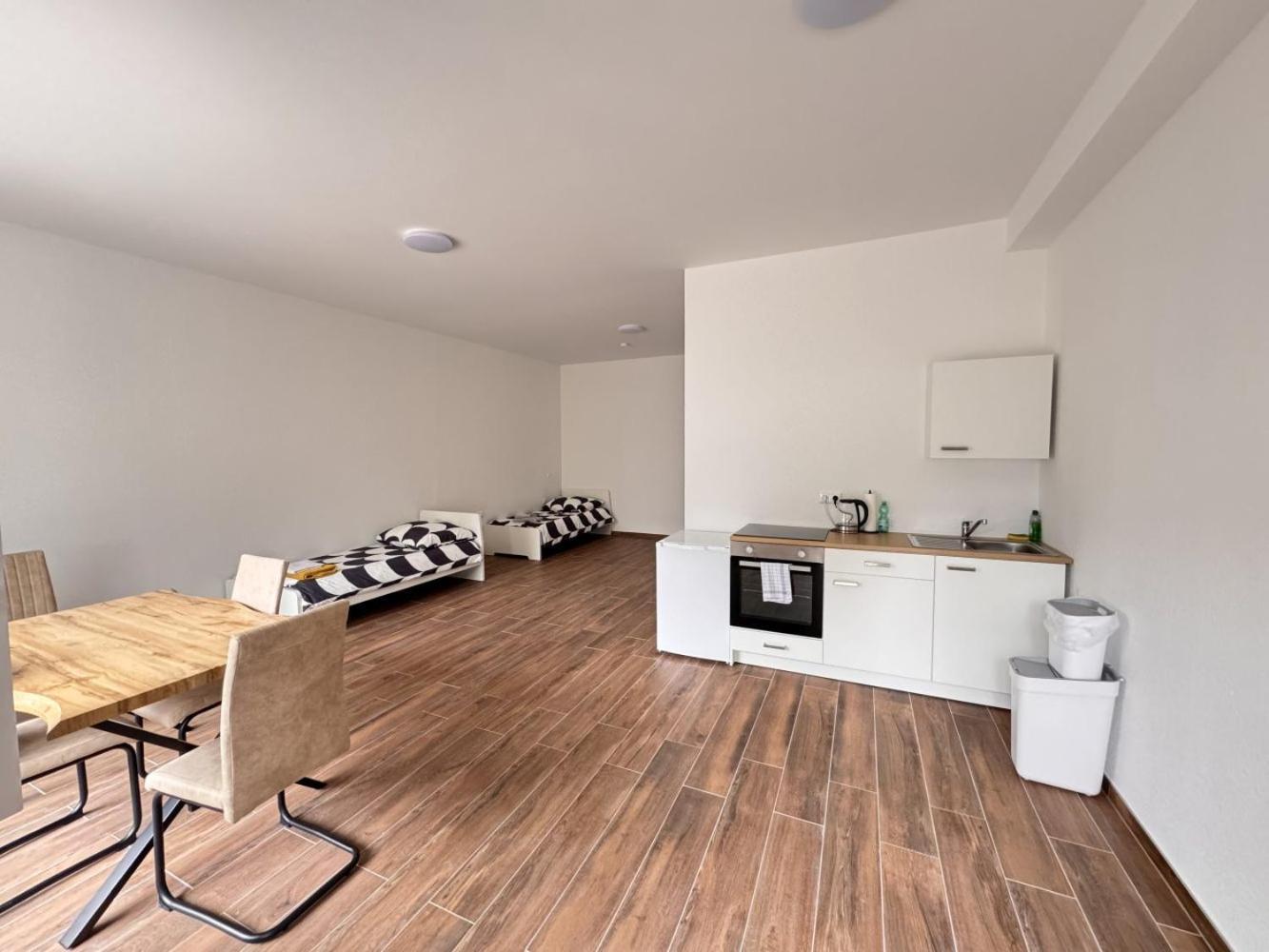 Cozy Apartment In Leverkusen Buitenkant foto