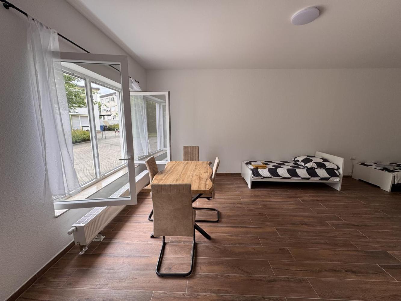 Cozy Apartment In Leverkusen Buitenkant foto
