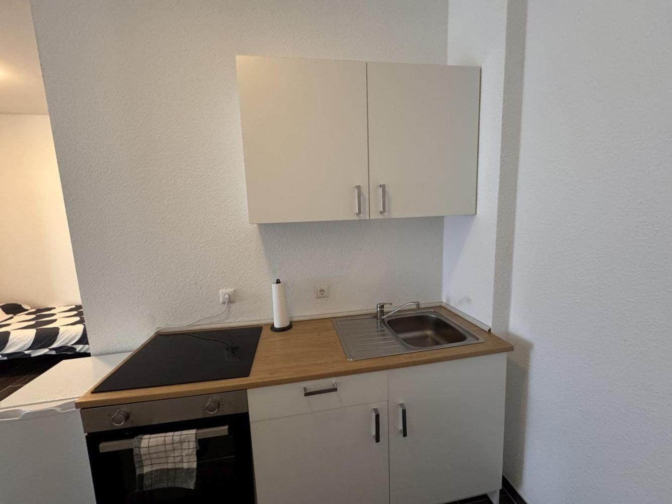Cozy Apartment In Leverkusen Buitenkant foto