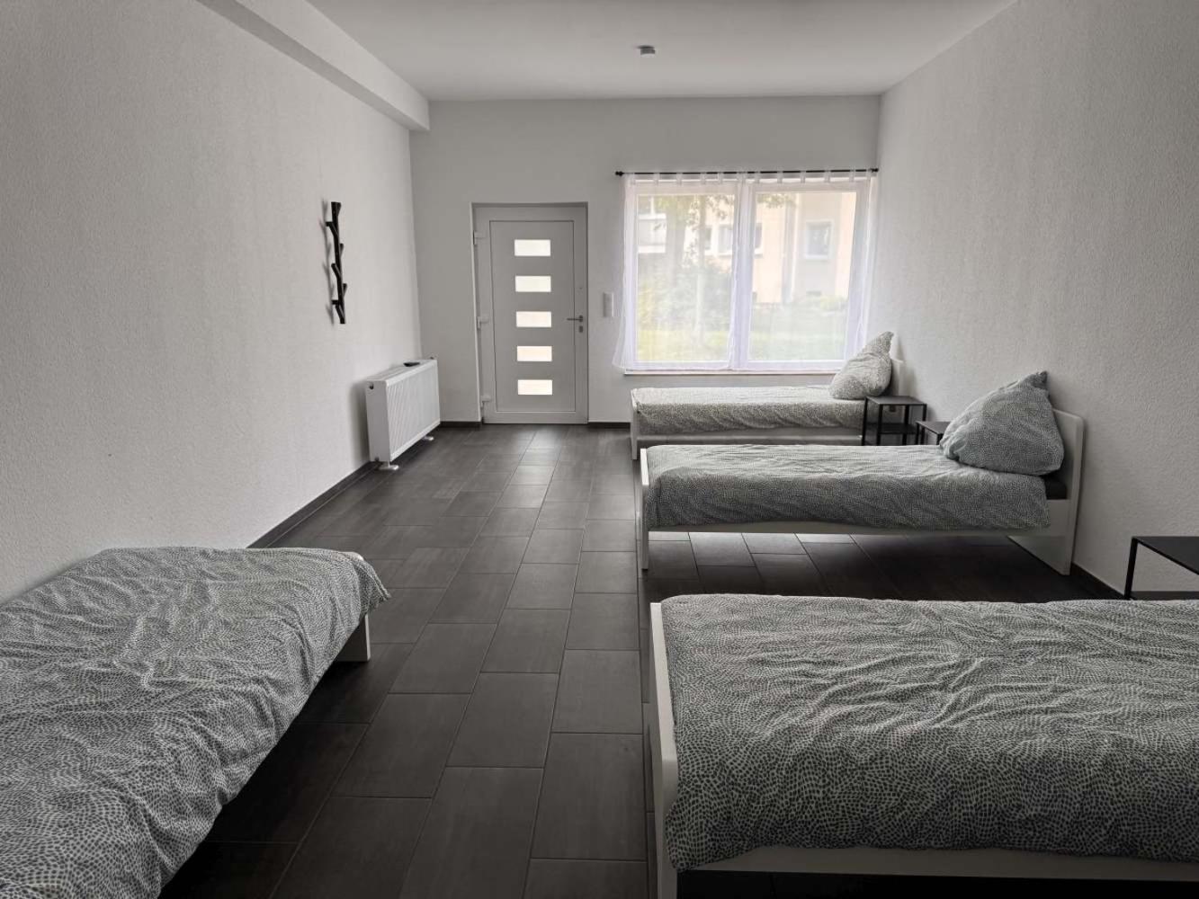 Cozy Apartment In Leverkusen Buitenkant foto